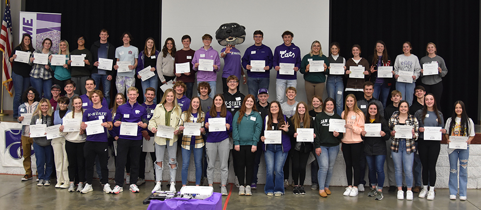 Alumni Club Scholarships