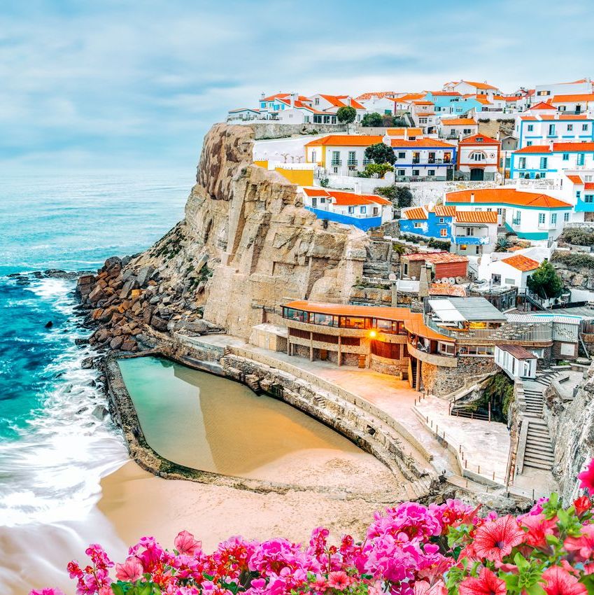 Azenhas do Mar beach